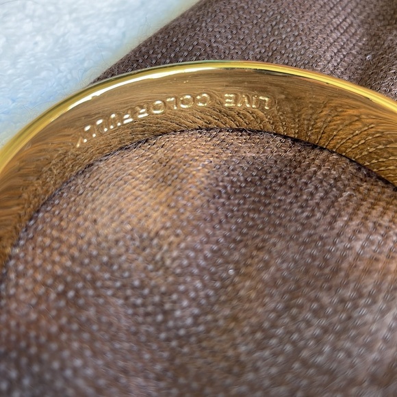 New KATE SPADE Heart BLACK GOLD-TONED BANGLE BRACELET - Picture 6 of 10